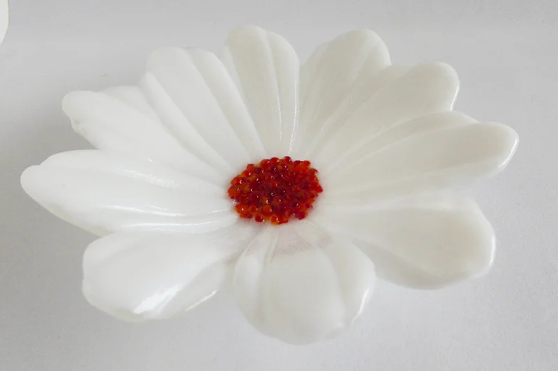 Fused Glass Daisy Dish