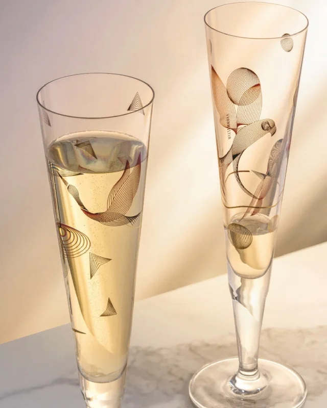 Goldnacht #16, Champagne Glass