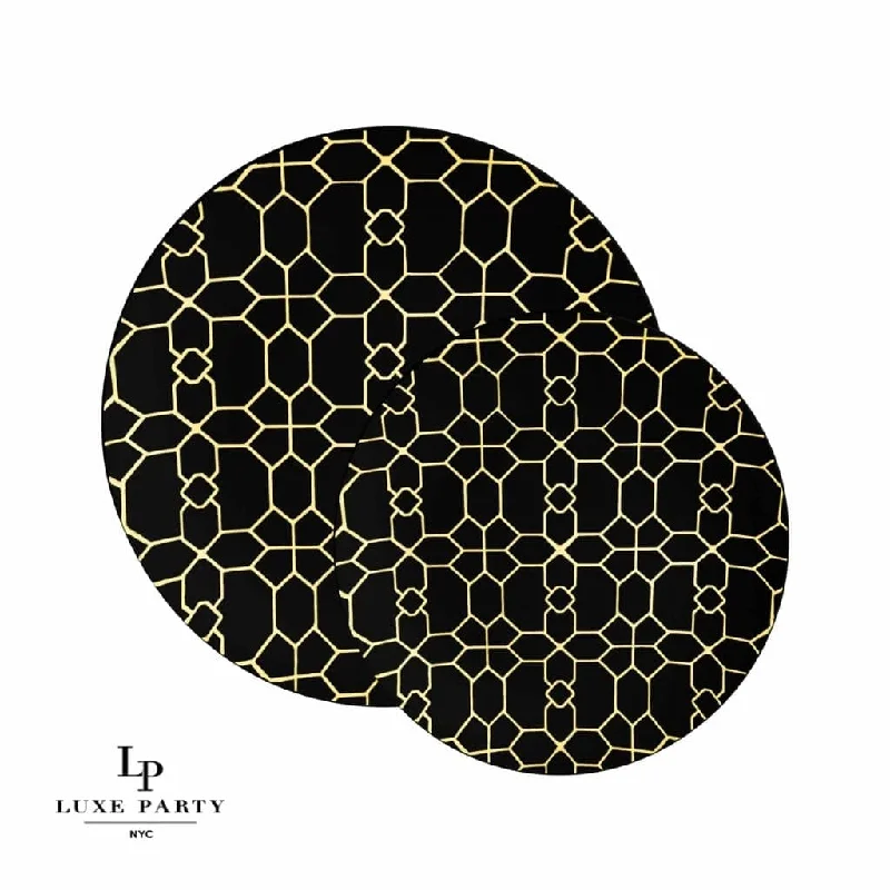 Round Black • Gold Pattern Plastic Plates | 10 Pack