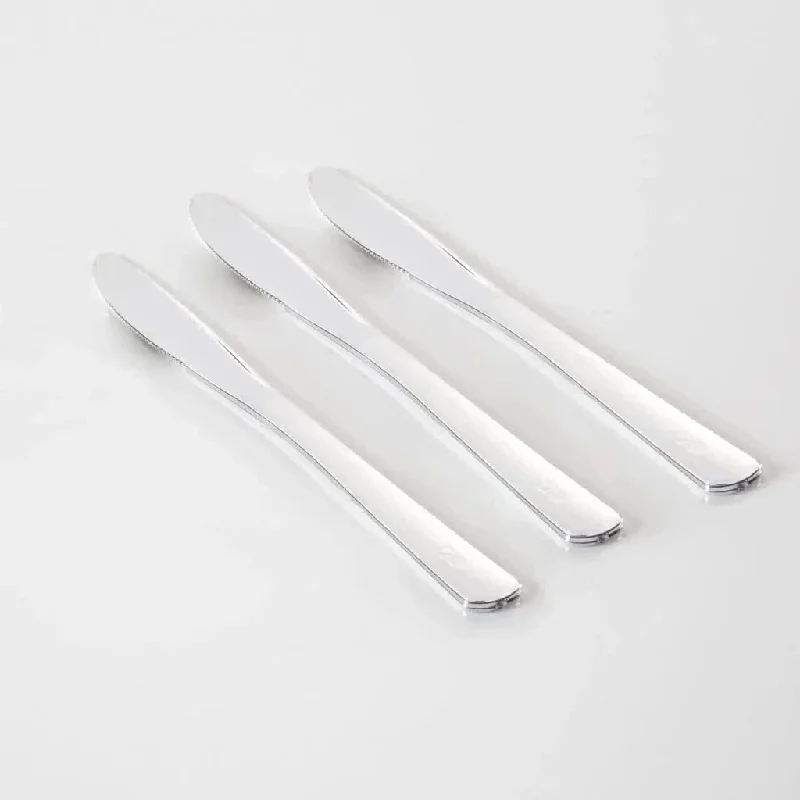 Classic Design Silver Plastic Knives | 20 Knives