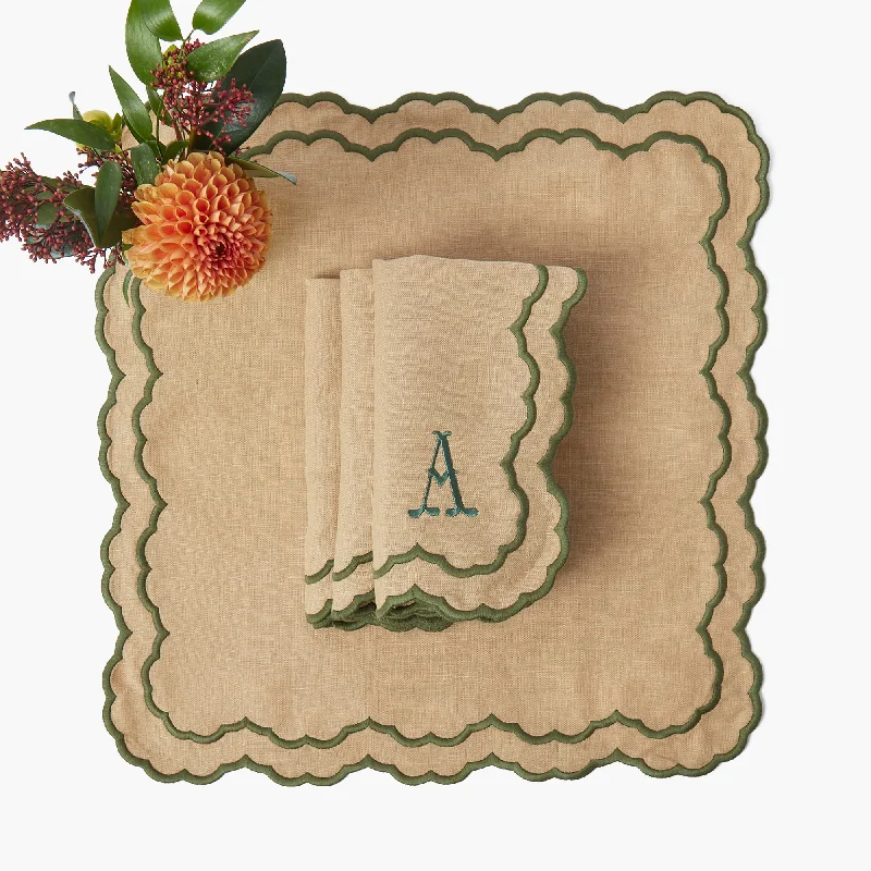 Lily Sand & Green Napkins (Set of 4)